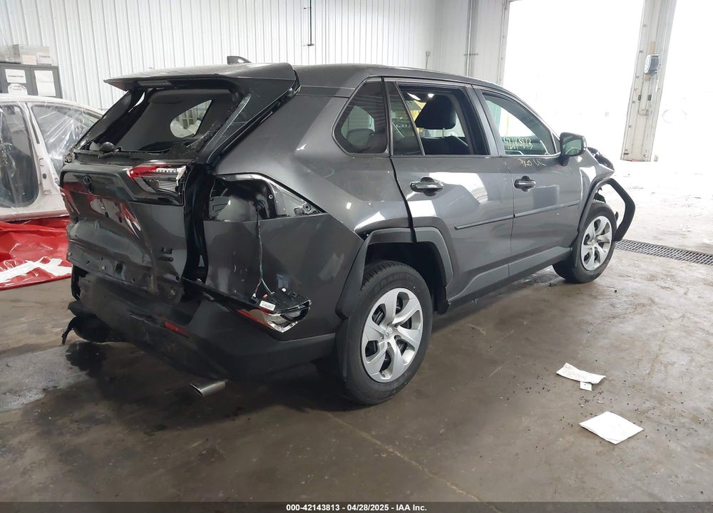 2022 TOYOTA RAV4 VIN: 2T3F1RFV1NC302089