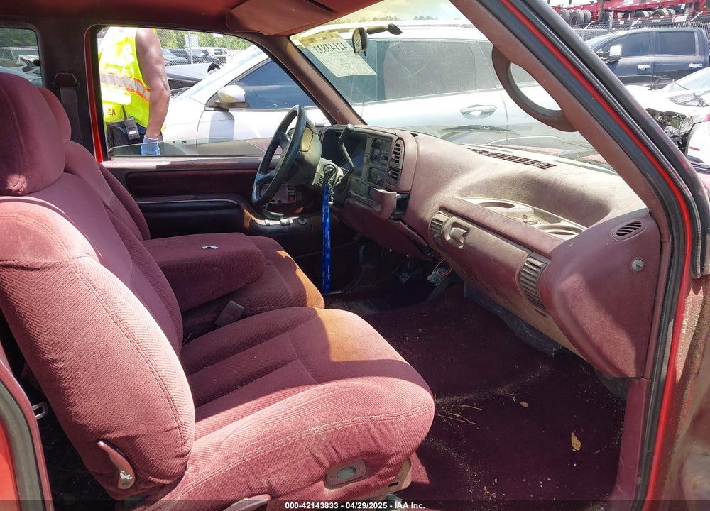 1995 CHEVROLET GMT-400 C1500 VIN: 2GCEC19K9S1275641