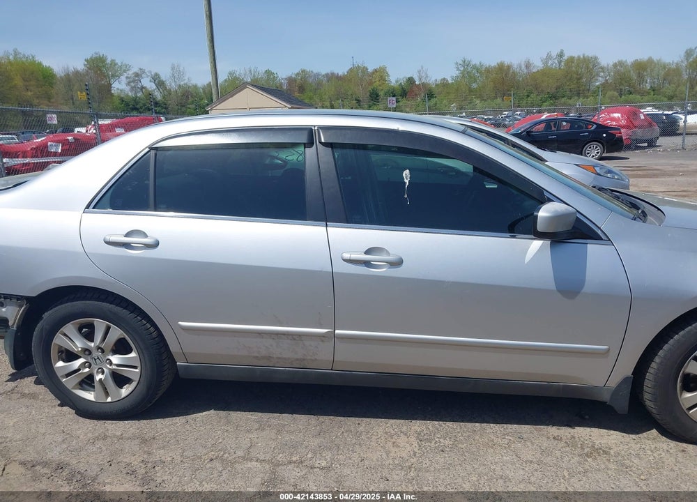 2007 HONDA ACCORD 2.4 LX VIN: 1HGCM56407A123313