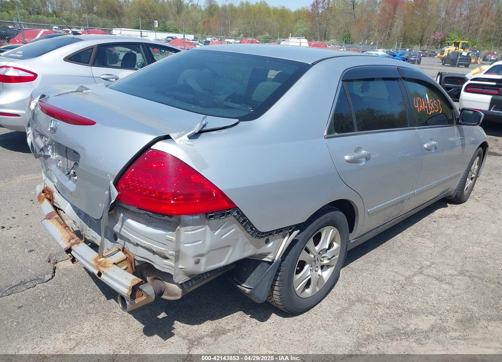 2007 HONDA ACCORD 2.4 LX VIN: 1HGCM56407A123313