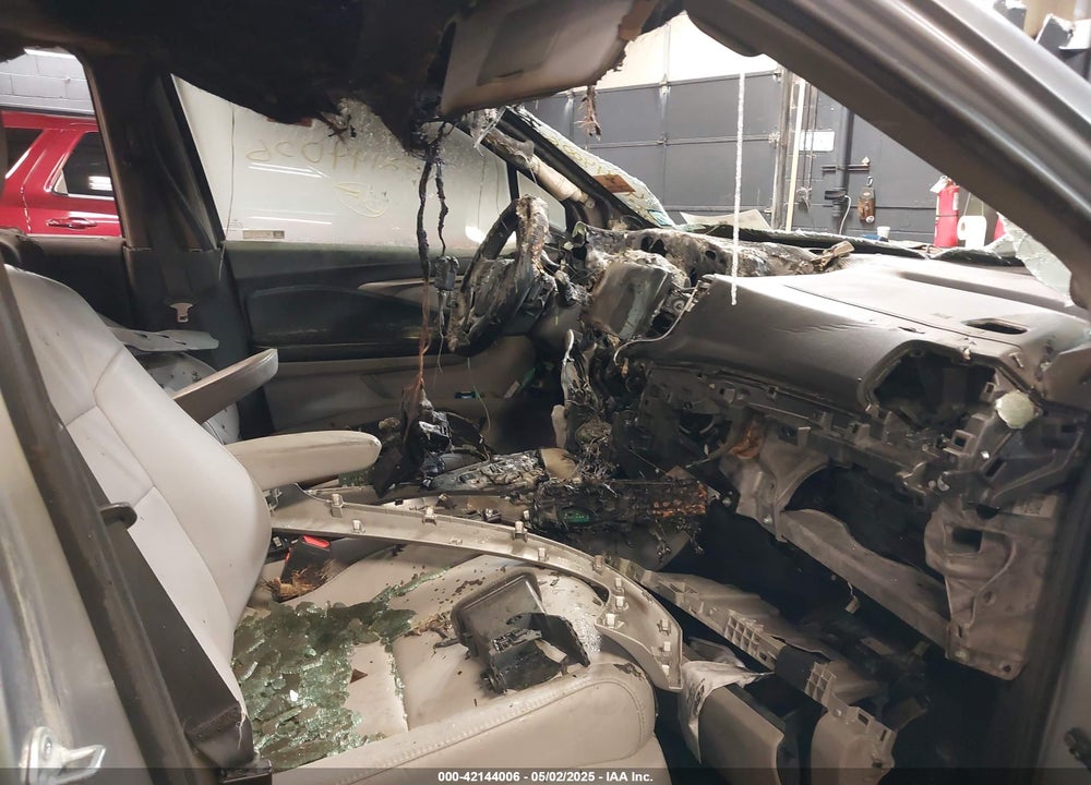 2022 HONDA PILOT VIN: 5FNYF6H2XNB061777