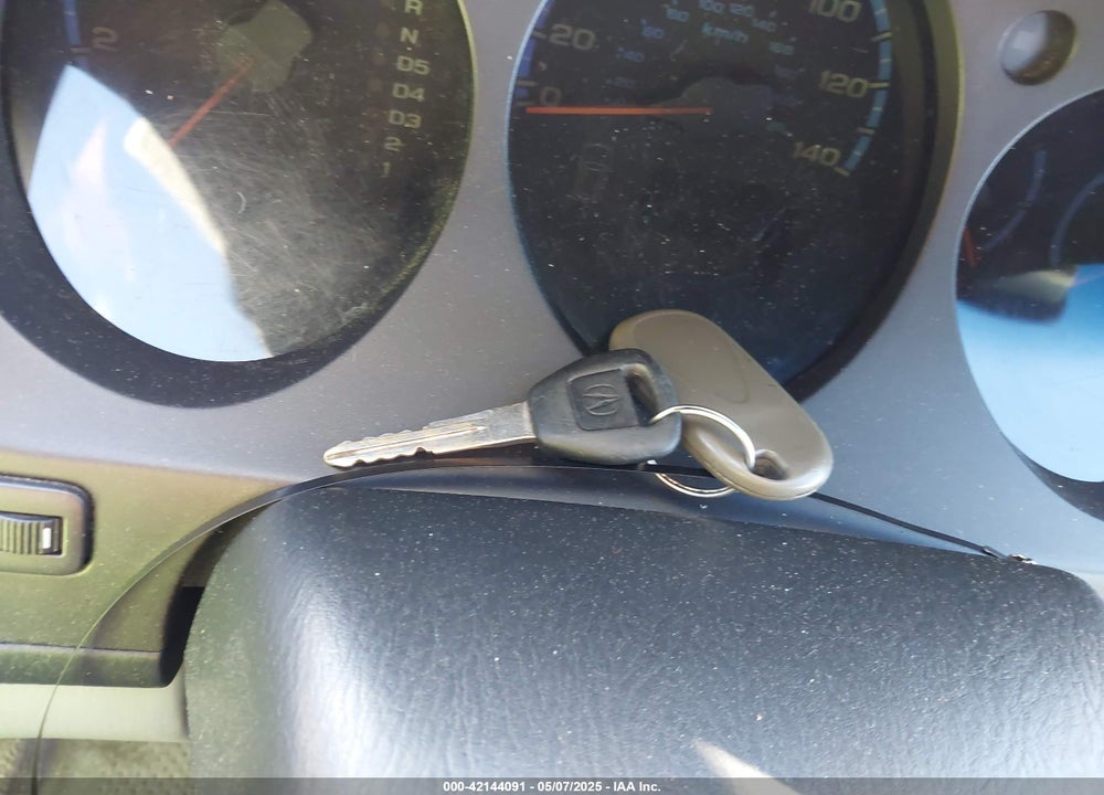 2005 ACURA MDX VIN: 2HNYD18615H526365