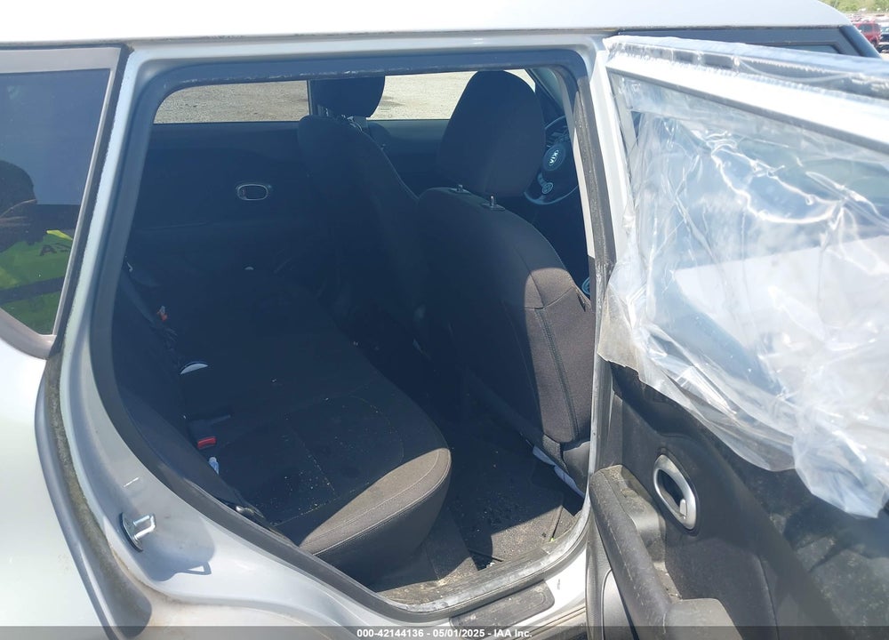 2016 KIA SOUL VIN: KNDJN2A27G7844314
