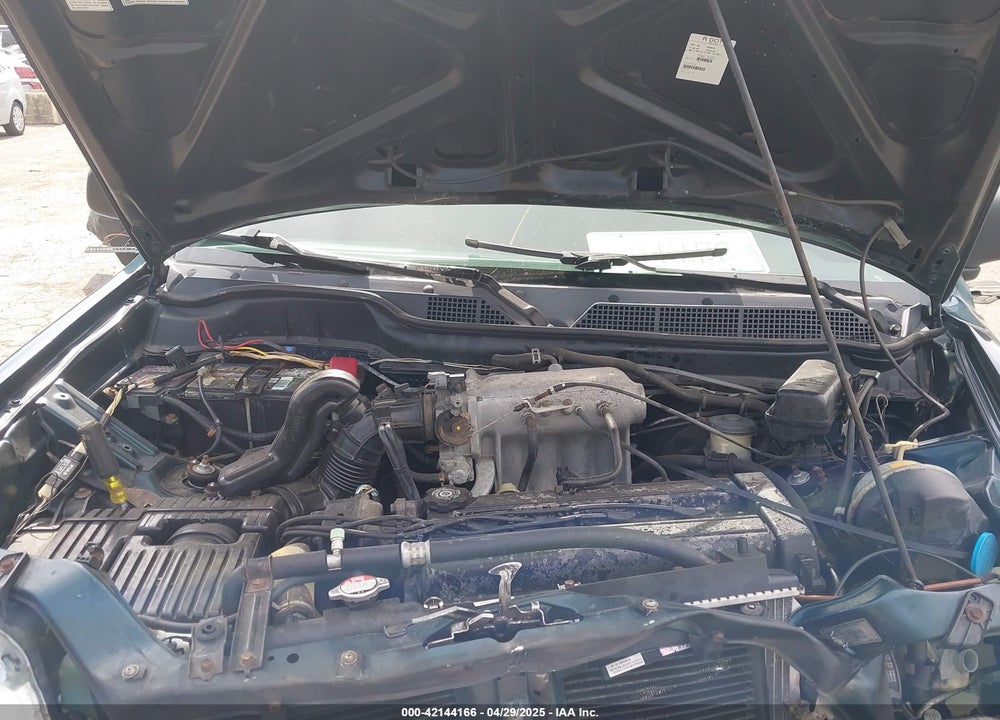 1997 HONDA CR-V VIN: JHLRD1859VC015879
