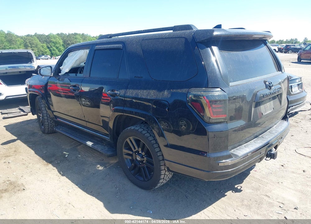 2021 TOYOTA 4RUNNER NIGHTSHADE SPECIAL EDITION VIN: JTECU5JR5M5246848