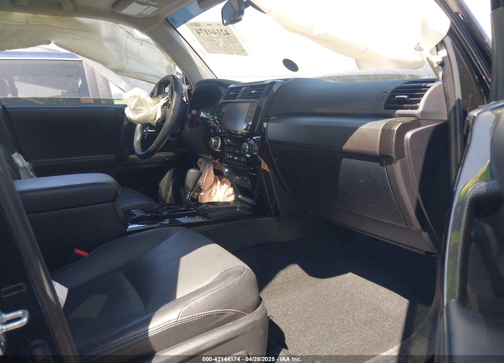 2021 TOYOTA 4RUNNER NIGHTSHADE SPECIAL EDITION VIN: JTECU5JR5M5246848