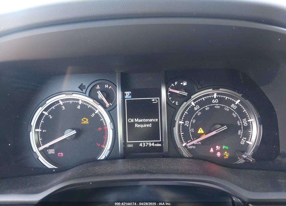 2021 TOYOTA 4RUNNER NIGHTSHADE SPECIAL EDITION VIN: JTECU5JR5M5246848