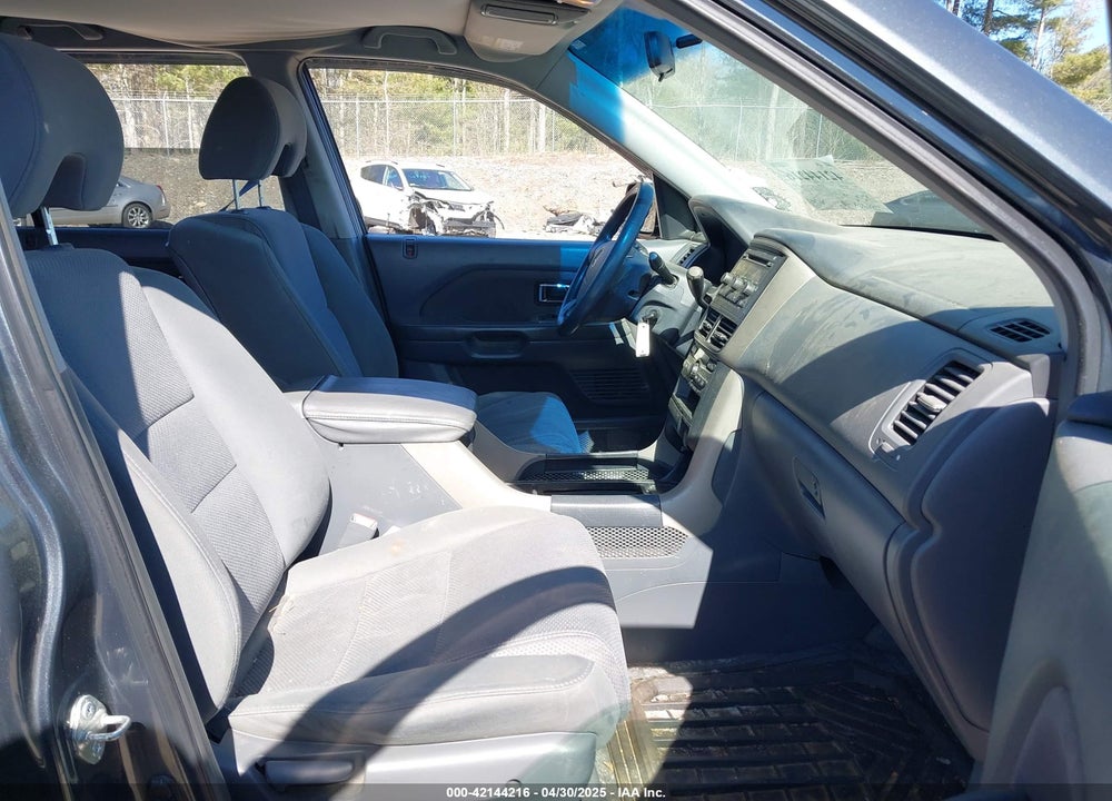 2006 HONDA PILOT VIN: 2HKYF18446H522723