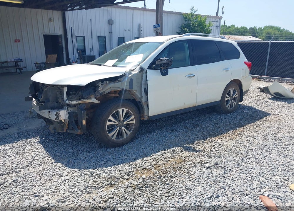 2017 NISSAN PATHFINDER VIN: 5N1DR2MNXHC622572