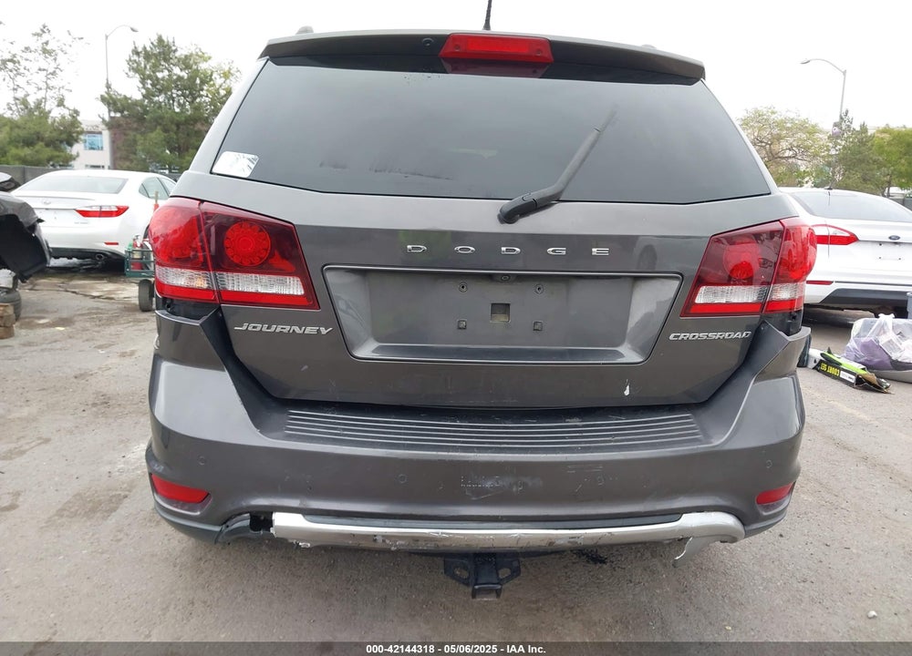 2016 DODGE JOURNEY CROSSROAD PLUS VIN: 3C4PDCGB8GT195371