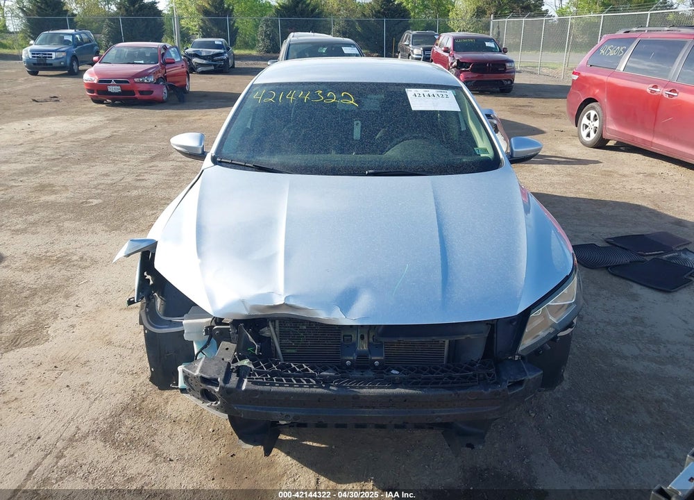 2016 VOLKSWAGEN PASSAT VIN: 1VWAT7A39GC014305