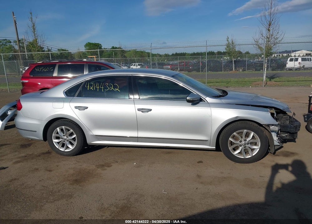 2016 VOLKSWAGEN PASSAT VIN: 1VWAT7A39GC014305