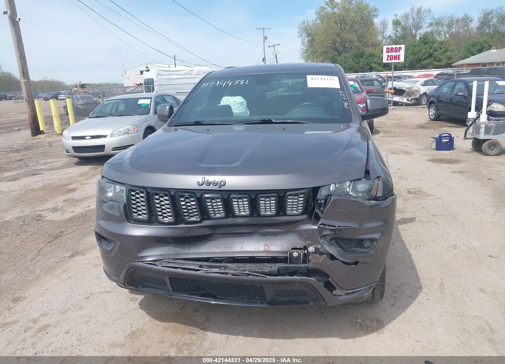 2019 JEEP GRAND CHEROKEE VIN: 1C4RJFAG8KC666043