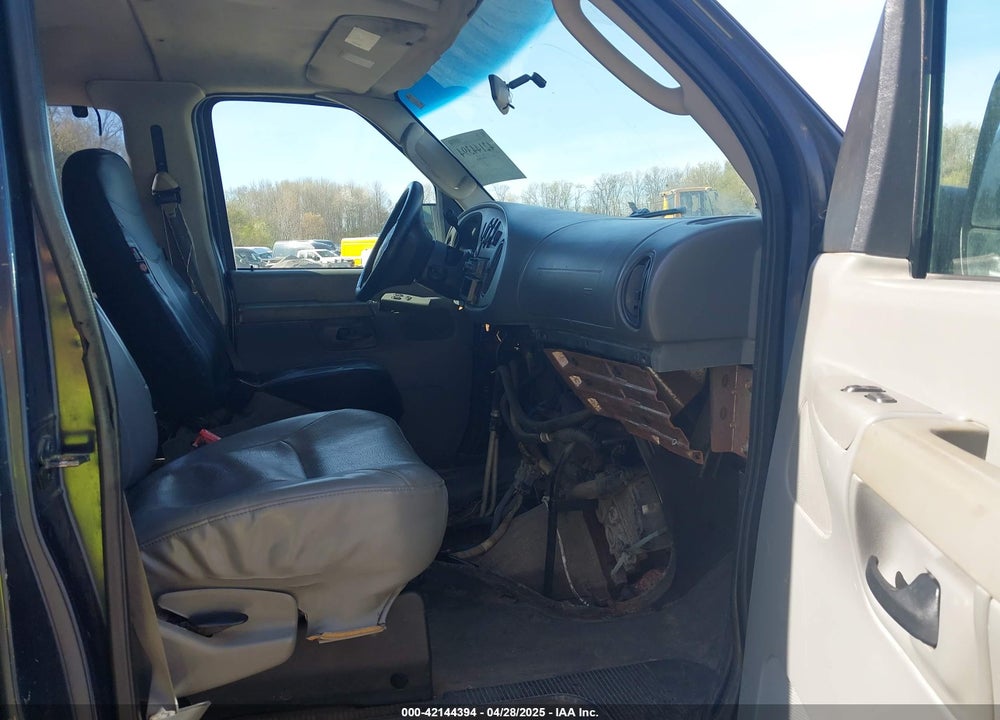 2005 FORD E-350 SUPER DUTY VIN: 1FBNE31L55HB00500