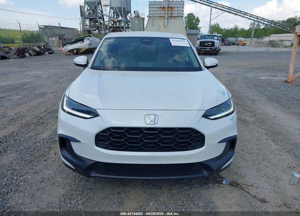 2025 HONDA HR-V VIN: 3CZRZ1H33SM706505