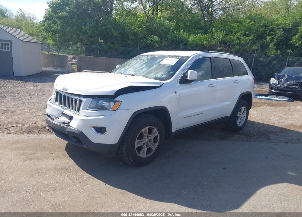 2015 JEEP GRAND CHEROKEE LAREDO VIN: 1C4RJFAG9FC881355
