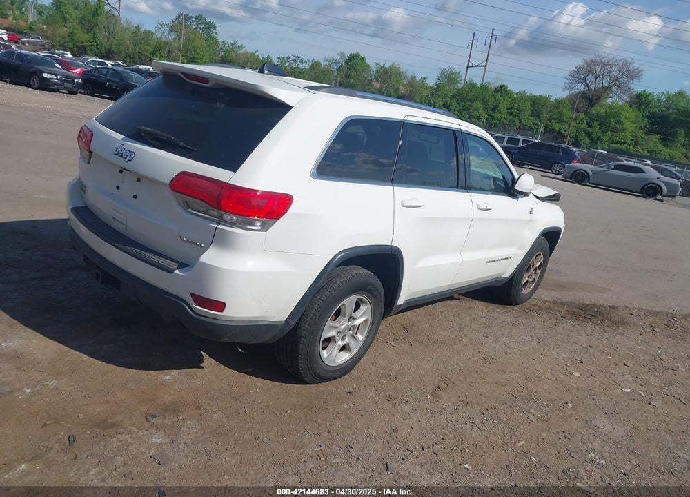 2015 JEEP GRAND CHEROKEE LAREDO VIN: 1C4RJFAG9FC881355