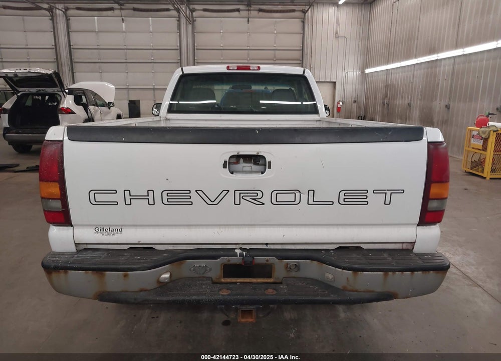 2000 CHEVROLET SILVERADO 1500 VIN: 1GCEK14V3YE347977