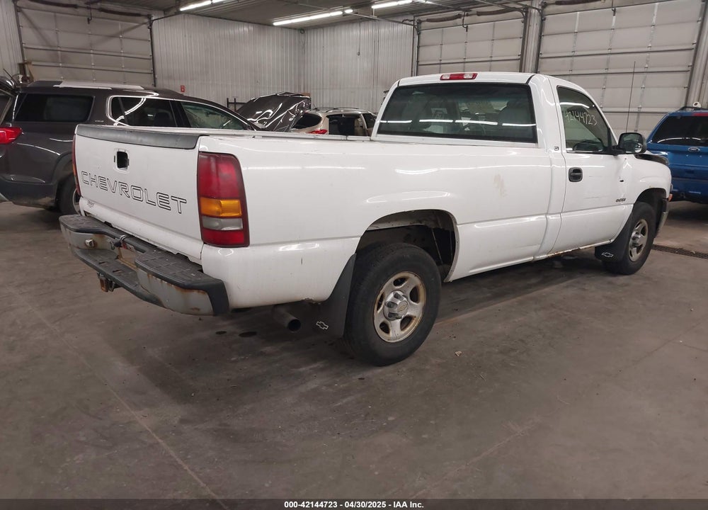 2000 CHEVROLET SILVERADO 1500 VIN: 1GCEK14V3YE347977