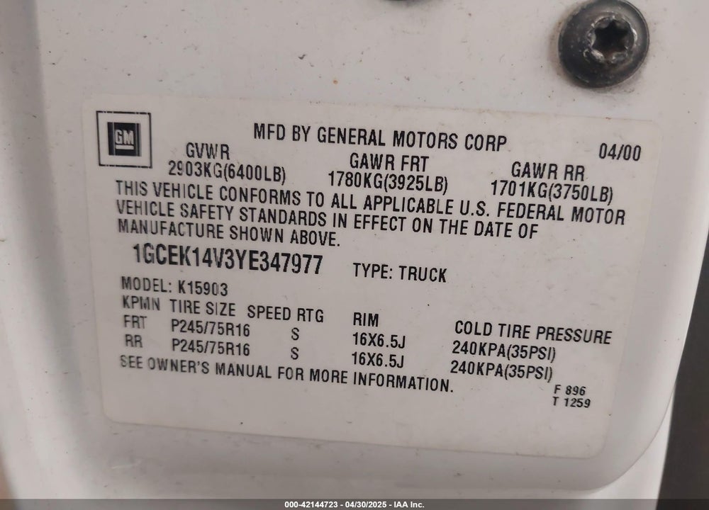 2000 CHEVROLET SILVERADO 1500 VIN: 1GCEK14V3YE347977