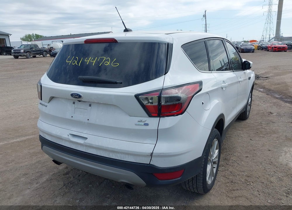 2017 FORD ESCAPE SE VIN: 1FMCU9GD7HUC11968