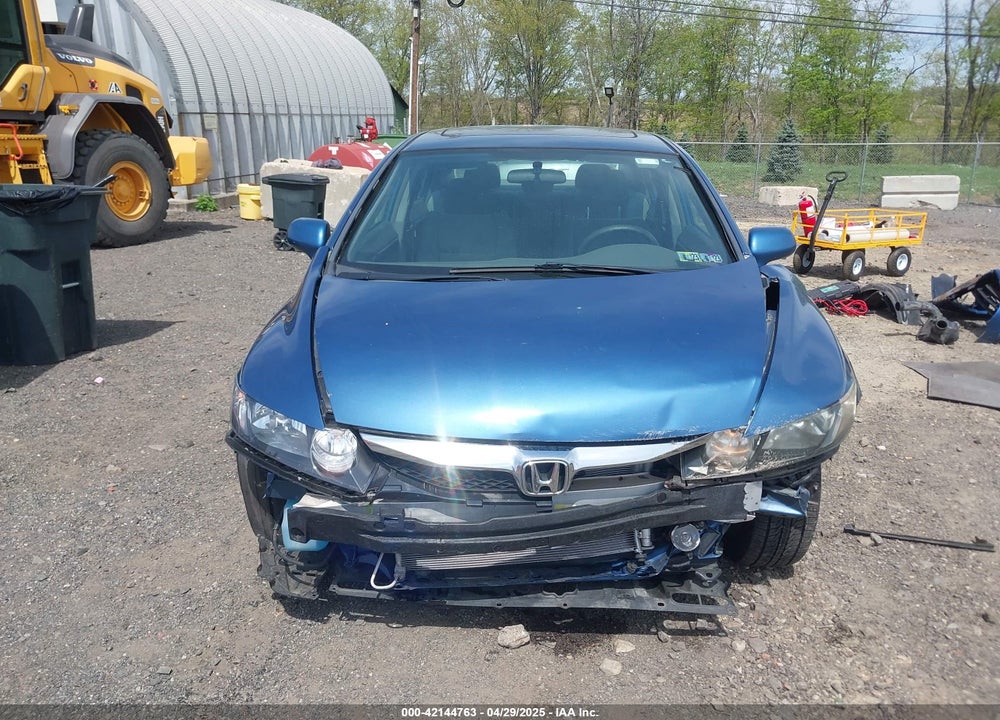 2011 HONDA CIVIC VIN: 19XFA1F80BE011973