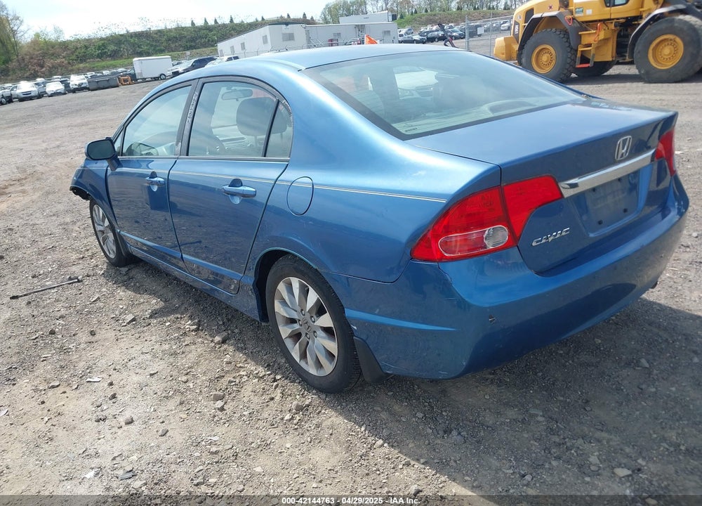 2011 HONDA CIVIC VIN: 19XFA1F80BE011973