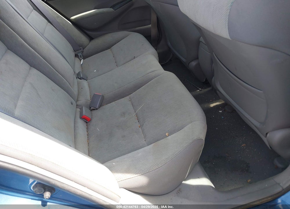 2011 HONDA CIVIC VIN: 19XFA1F80BE011973