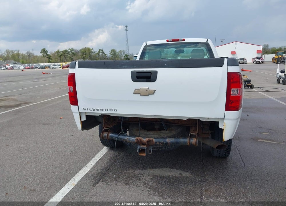 2008 CHEVROLET SILVERADO 2500HD VIN: 1GCHC24K18E160498