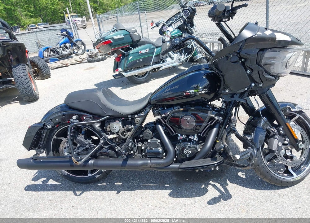 2024 HARLEY-DAVIDSON FLTRX VIN: 1HD1KH710RB609889