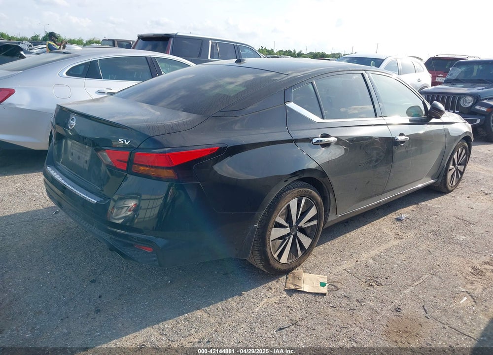 2020 NISSAN ALTIMA SV FWD VIN: 1N4BL4DV7LC256593