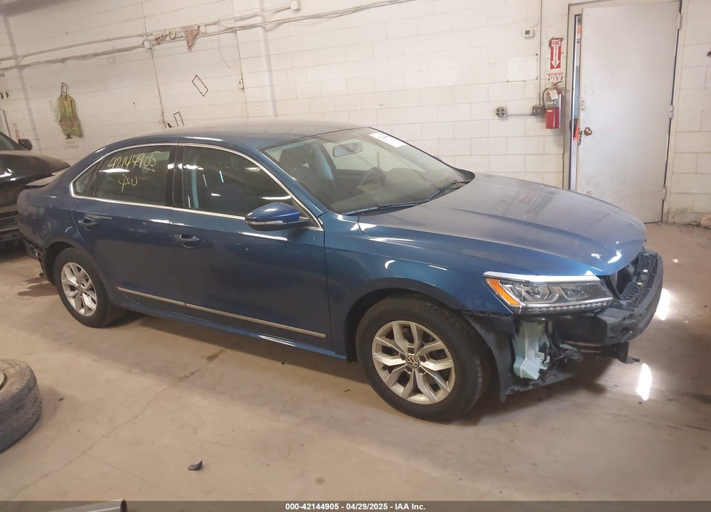 2016 VOLKSWAGEN PASSAT 1.8T S VIN: 1VWAT7A37GC019387