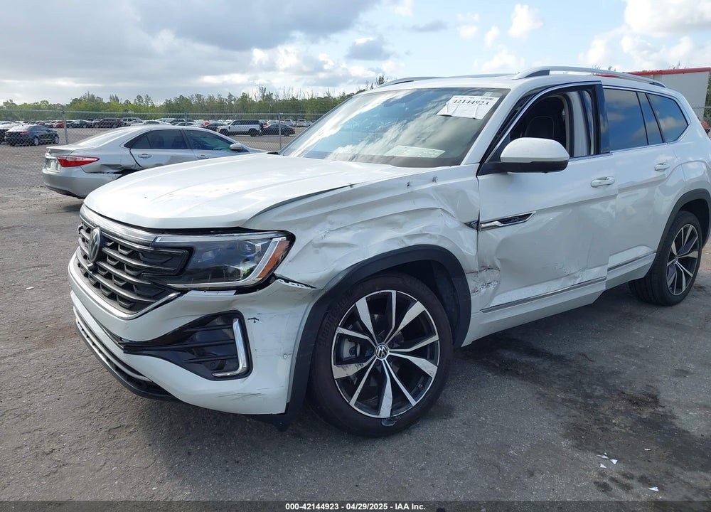 2024 VOLKSWAGEN ATLAS 2.0T SEL PREMIUM R-LINE VIN: 1V2FR2CA4RC573042