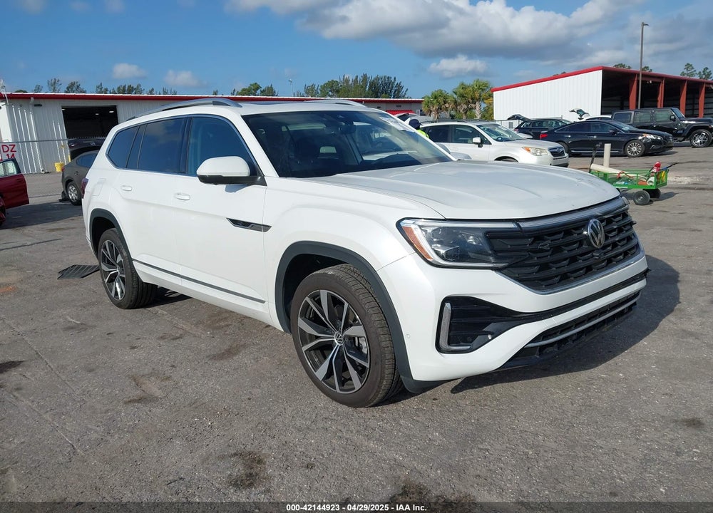 2024 VOLKSWAGEN ATLAS 2.0T SEL PREMIUM R-LINE VIN: 1V2FR2CA4RC573042