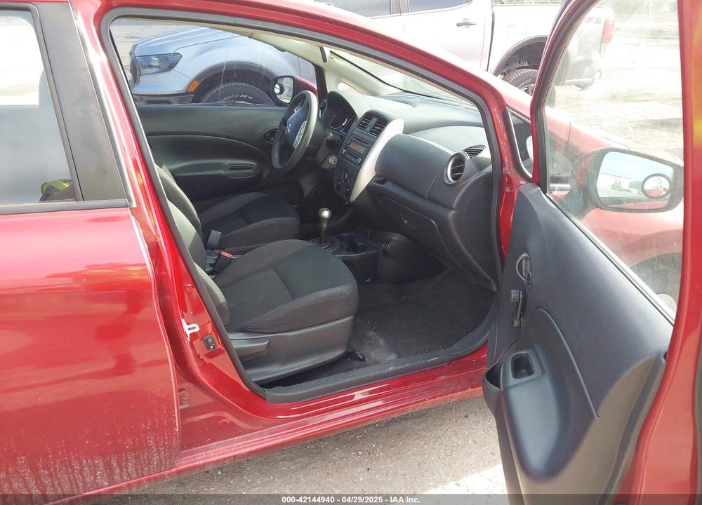 2017 NISSAN VERSA NOTE VIN: 3N1CE2CP0HL367744