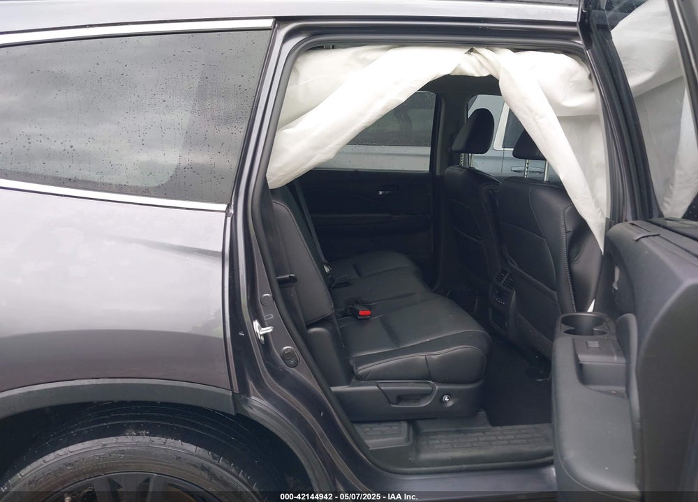 2021 HONDA PILOT 2WD SPECIAL EDITION VIN: 5FNYF5H21MB043810