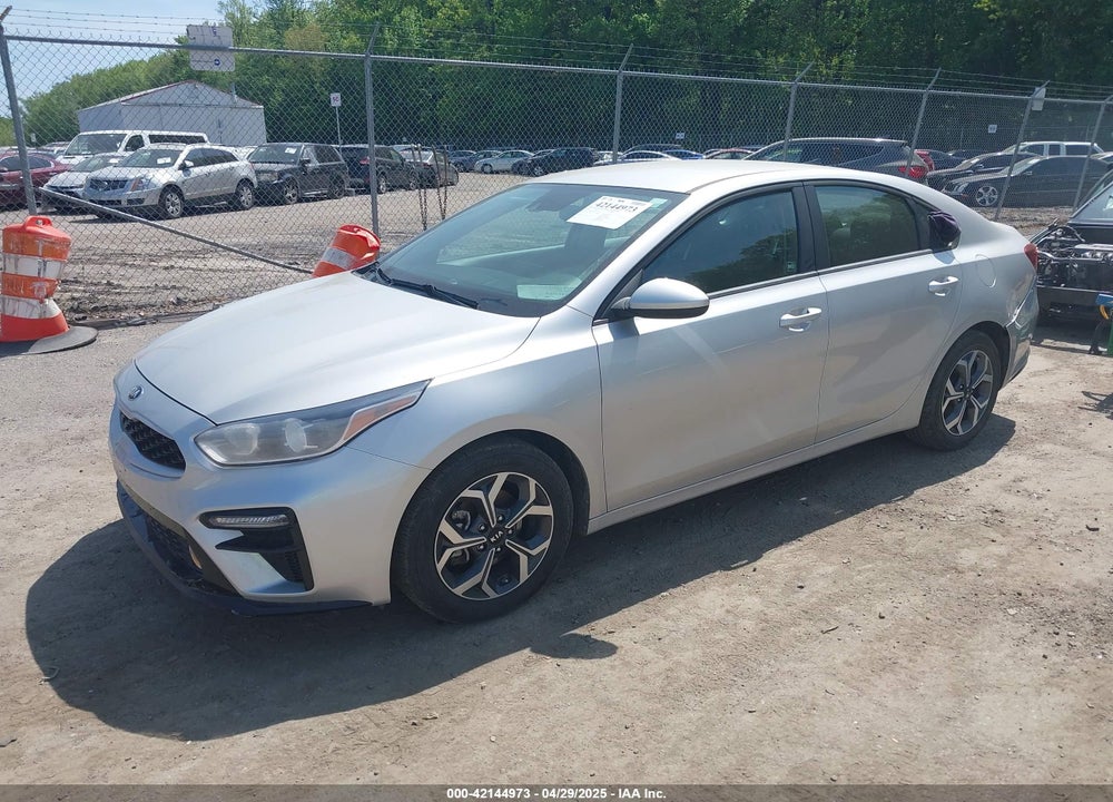 2019 KIA FORTE LXS VIN: 3KPF24AD1KE086328