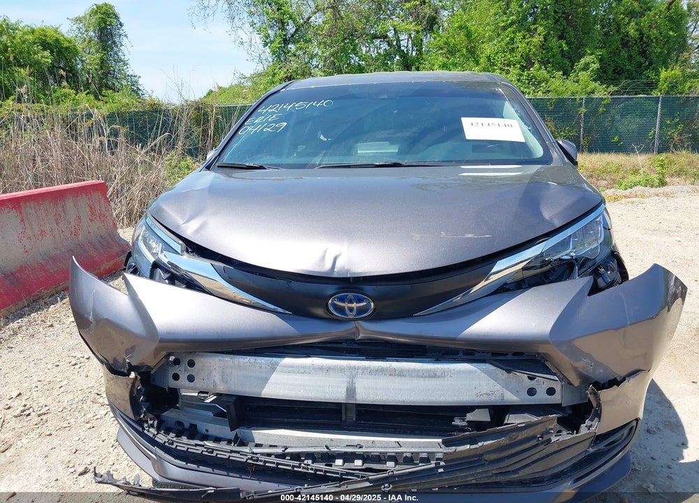 2021 TOYOTA SIENNA LE VIN: 5TDKSKFC4MS004345