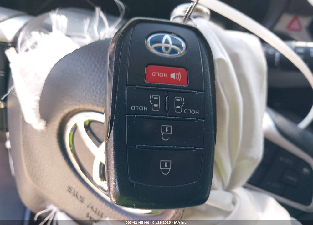 2021 TOYOTA SIENNA LE VIN: 5TDKSKFC4MS004345