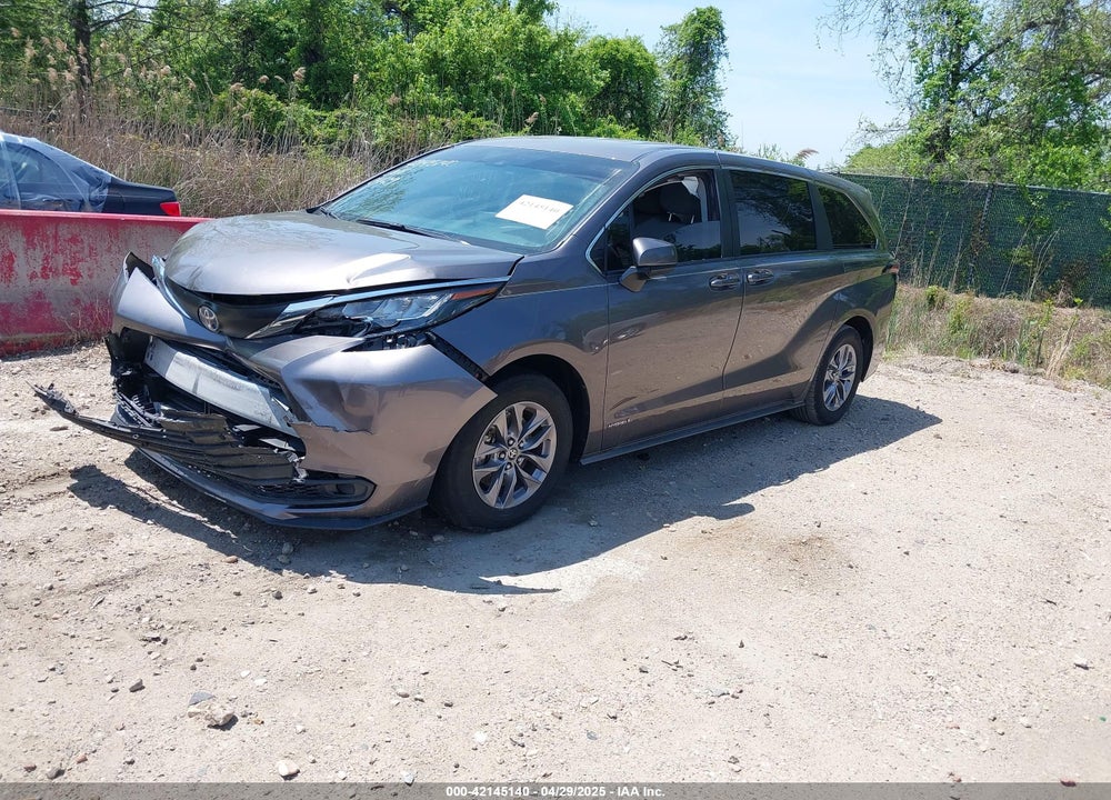 2021 TOYOTA SIENNA LE VIN: 5TDKSKFC4MS004345