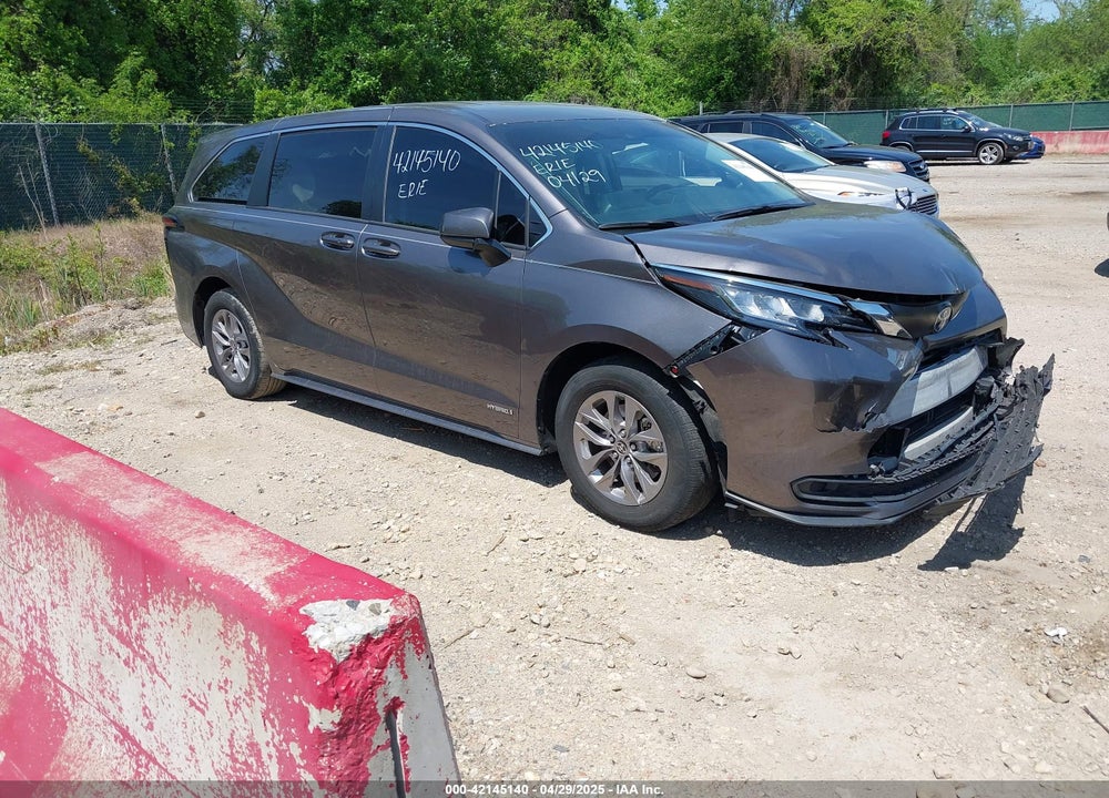 2021 TOYOTA SIENNA LE VIN: 5TDKSKFC4MS004345