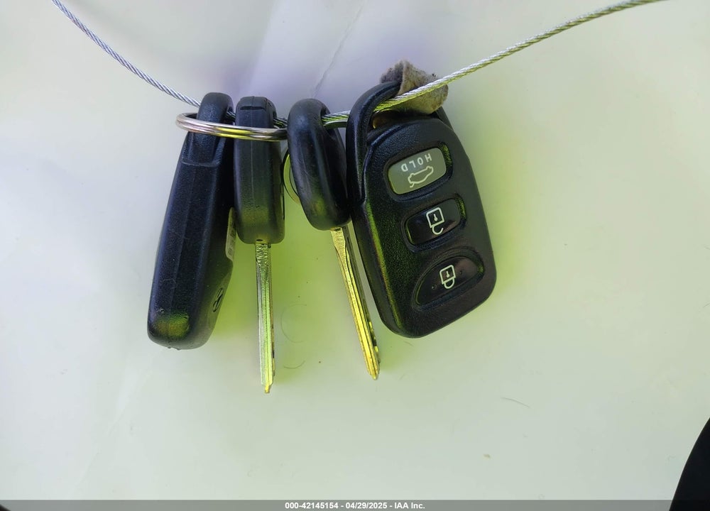 2013 HYUNDAI SONATA GLS VIN: 5NPEB4AC6DH614480
