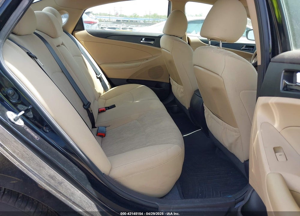 2013 HYUNDAI SONATA GLS VIN: 5NPEB4AC6DH614480