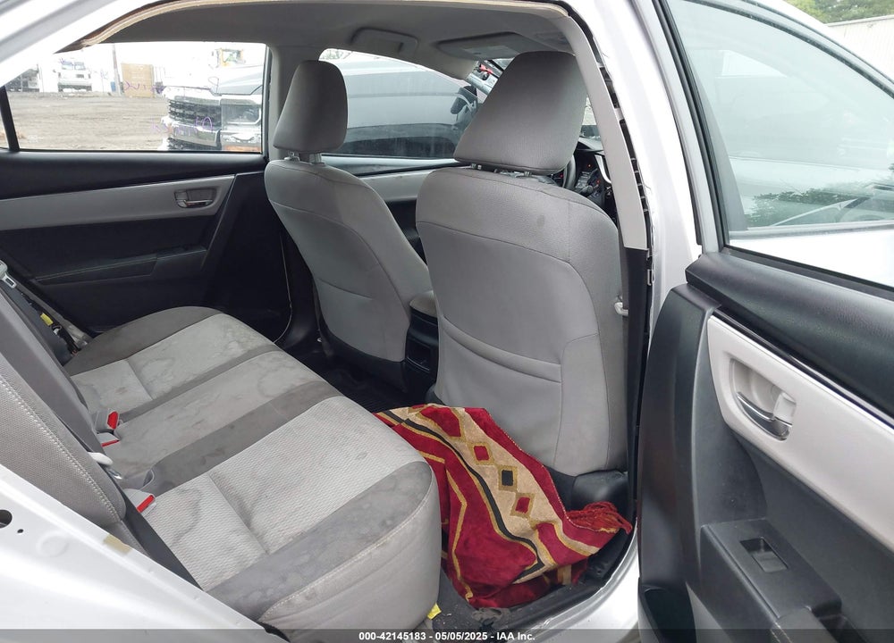 2018 TOYOTA COROLLA LE VIN: 2T1BURHE5JC007745