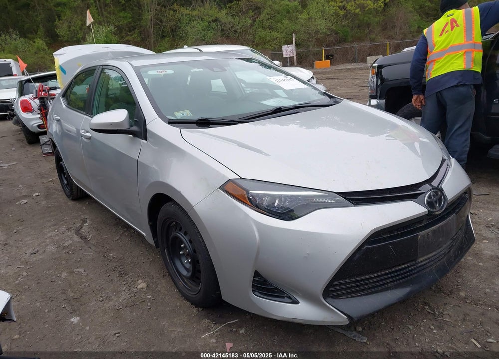 2018 TOYOTA COROLLA LE VIN: 2T1BURHE5JC007745