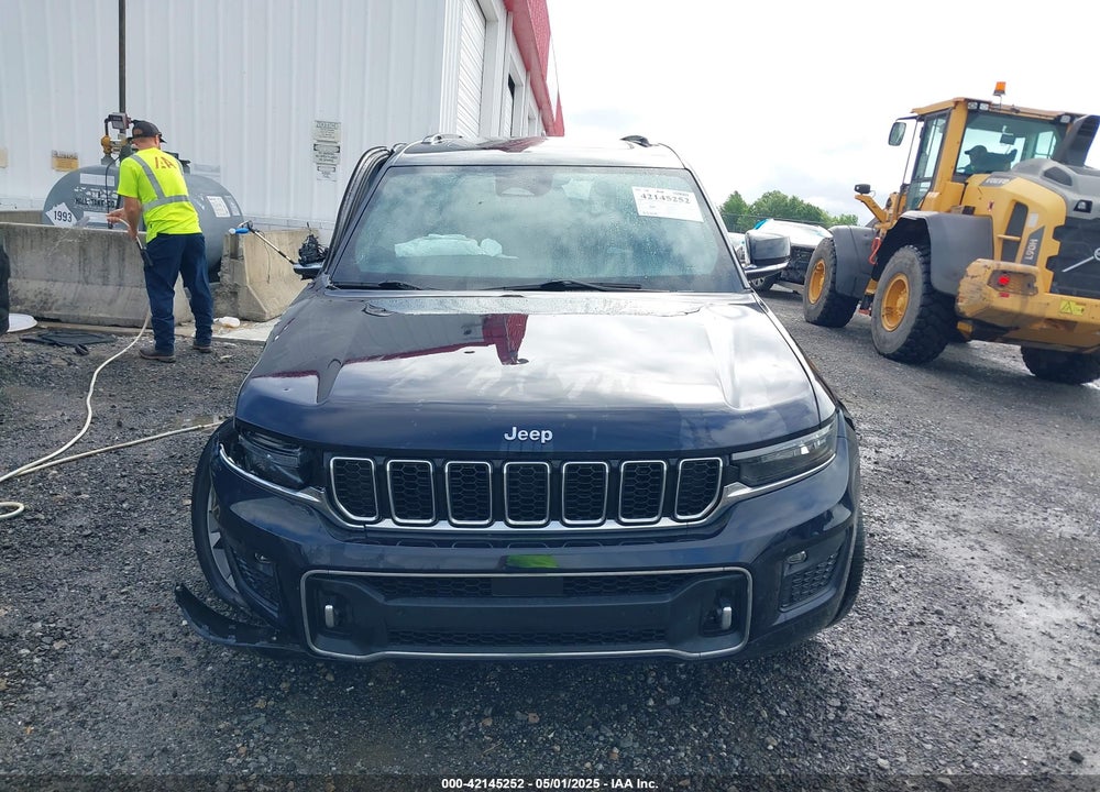 2023 JEEP GRAND CHEROKEE OVERLAND 4X4 VIN: 1C4RJHDG8P8822650