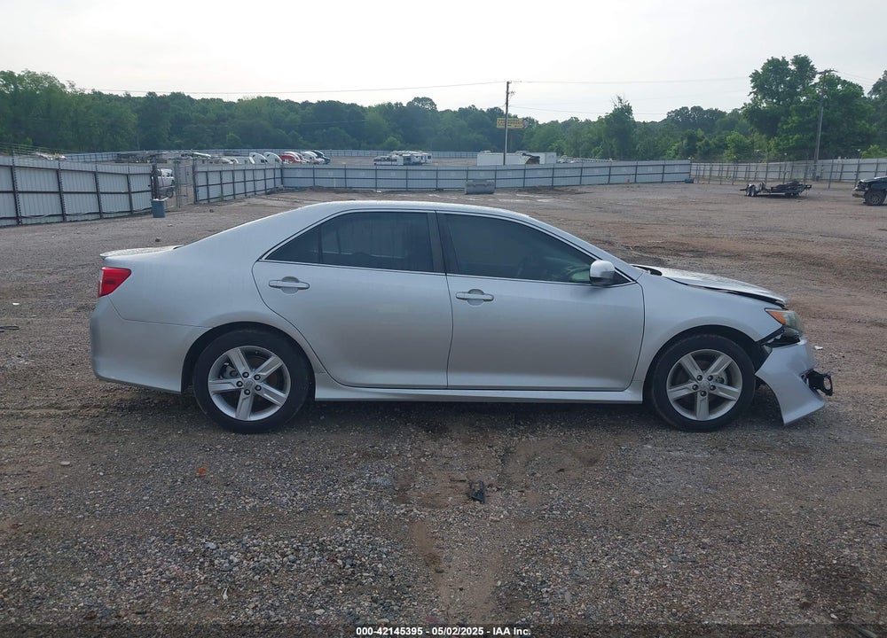 2014 TOYOTA CAMRY VIN: 4T1BF1FK2EU318381