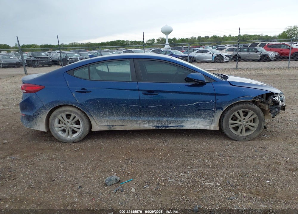 2018 HYUNDAI ELANTRA VIN: 5NPD84LF0JH351156