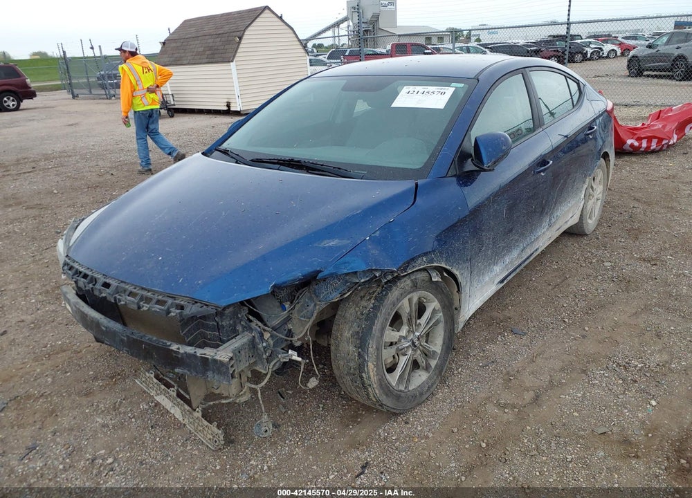 2018 HYUNDAI ELANTRA VIN: 5NPD84LF0JH351156
