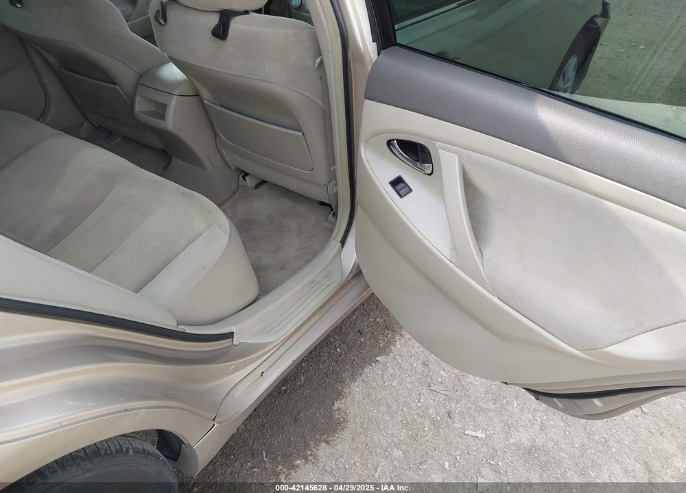2008 TOYOTA CAMRY LE VIN: 4T1BE46K28U781999